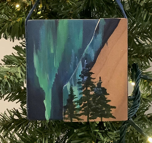 Northern Lights Halo Wooden Christmas Ornament
