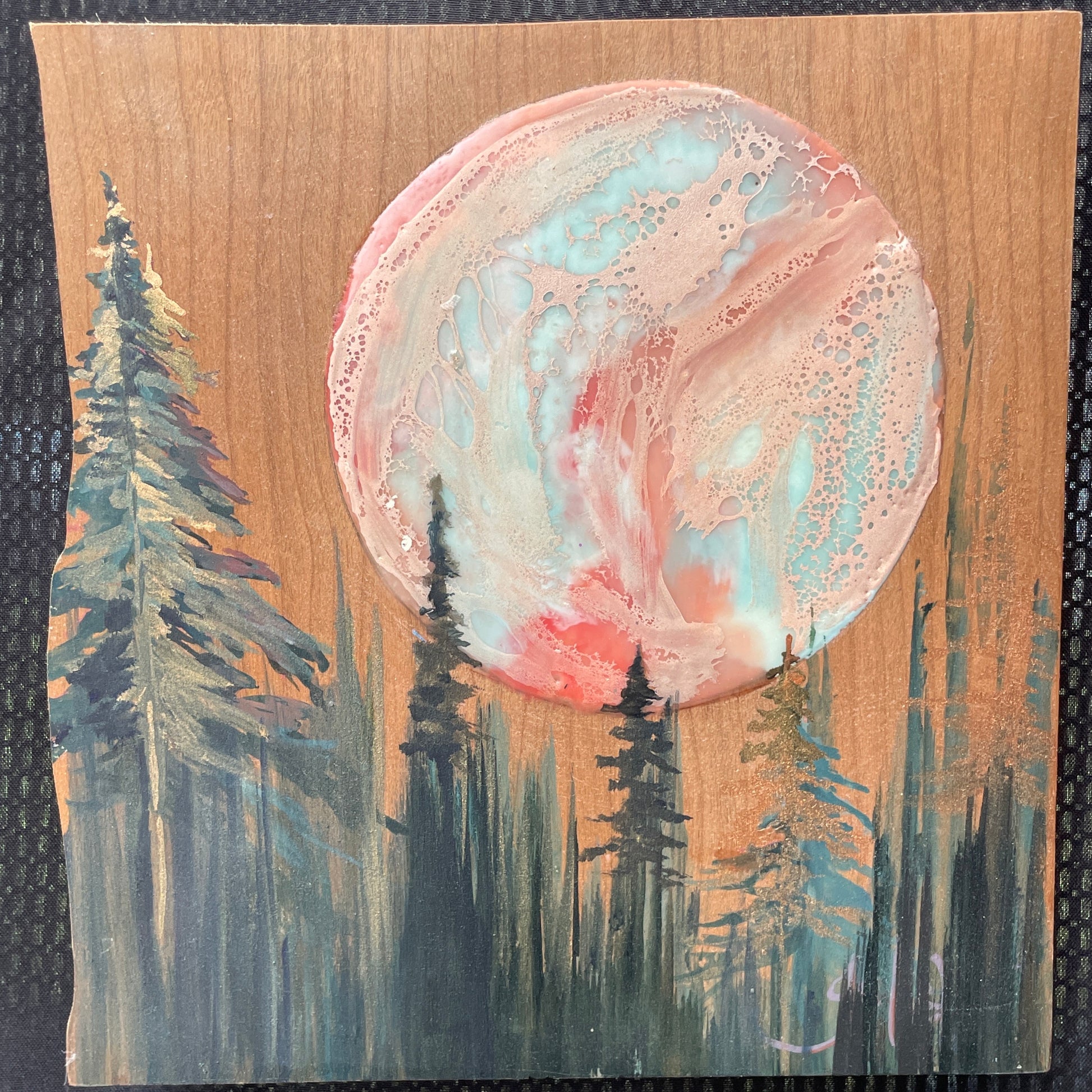 Golden Hollow image 0